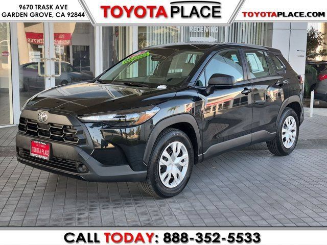 Used 2026 Toyota Corolla Cross L FWD image 1