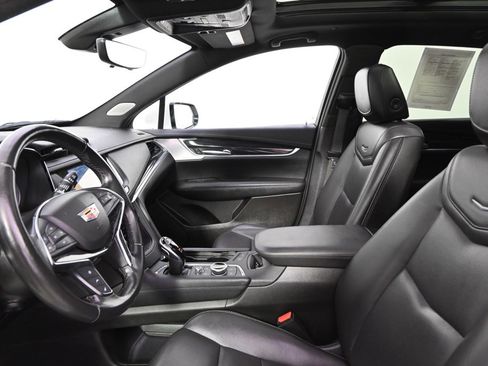 Used 2021 Cadillac XT5 Premium Luxury image 13