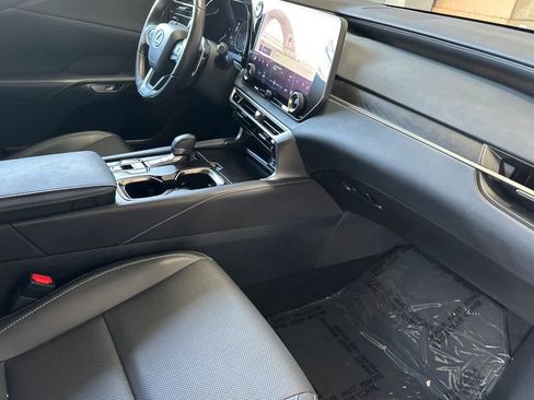 Certified 2024 Lexus RX 350 Premium image 17