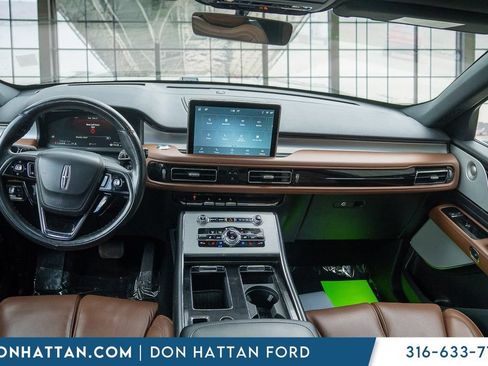 Used 2023 Lincoln Aviator Reserve w/ Equipment Group 201A AWD/4WD image 5