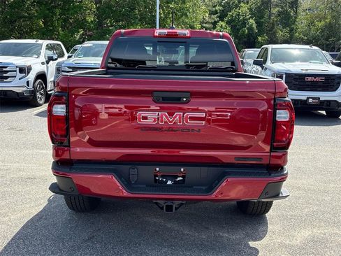 New 2025 GMC Canyon Elevation w/ Convenience Package image 3