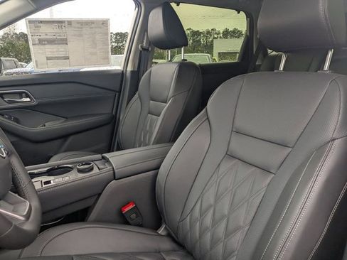 New 2026 Nissan Rogue Platinum w/ Platinum Premium Package image 14