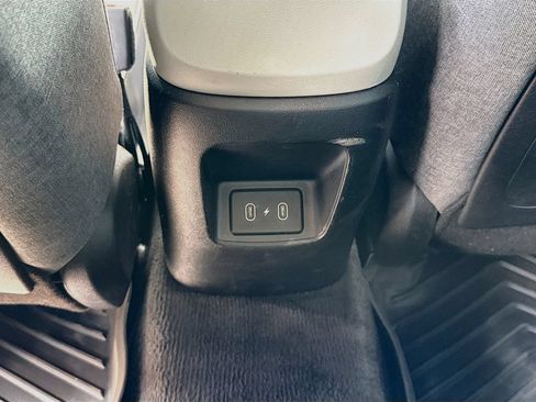 Used 2024 Hyundai Elantra Limited FWD image 29