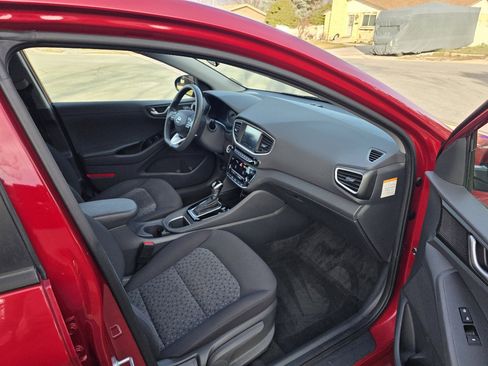 Used 2019 Hyundai Ioniq Blue image 7