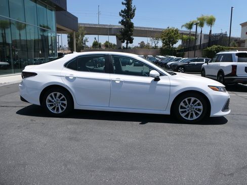 Used 2023 Toyota Camry LE FWD image 2