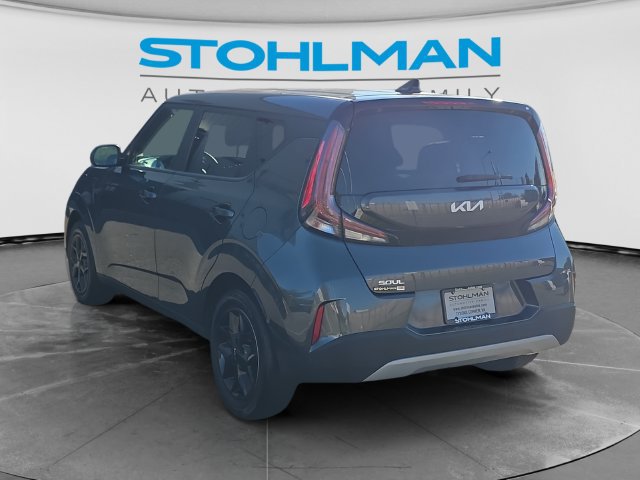 Used 2023 Kia Soul LX w/ LX Technology Package FWD image 7