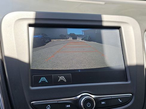 Used 2016 Chevrolet Malibu LT FWD image 8