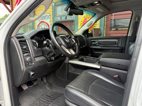 Used 2018 RAM 2500 Laramie w/ Sport Appearance Group AWD/4WD image 14