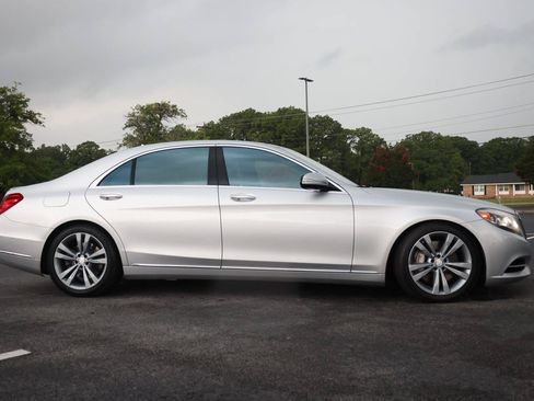 Used 2015 Mercedes-Benz S 550 4MATIC Sedan image 6