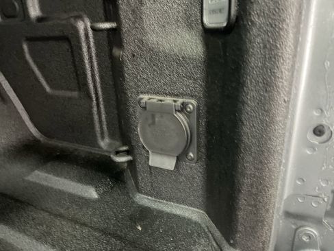 Certified 2024 GMC Sierra 1500 Elevation image 31