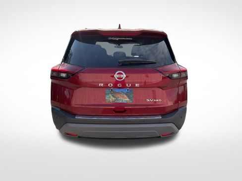 Used 2021 Nissan Rogue SV w/ Premium Package image 7