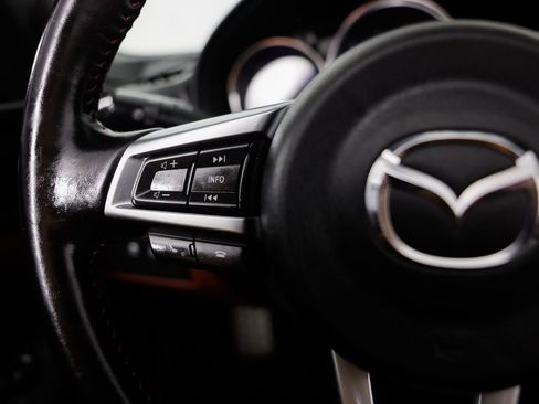 Used 2019 MAZDA MX-5 Miata RF Grand Touring image 32