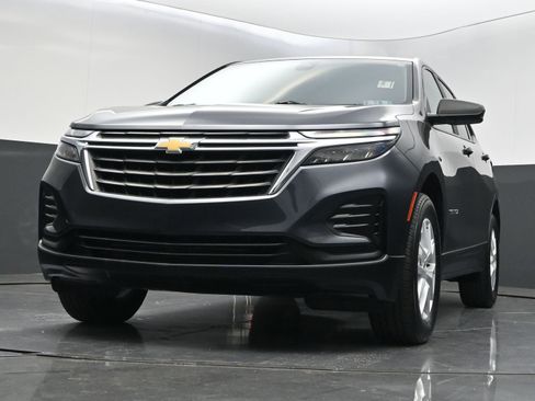 Used 2022 Chevrolet Equinox LS w/ LS Convenience Package AWD/4WD image 36
