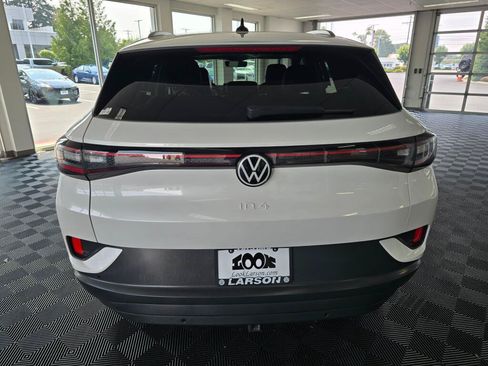 Used 2023 Volkswagen ID.4 Pro S AWD/4WD image 4