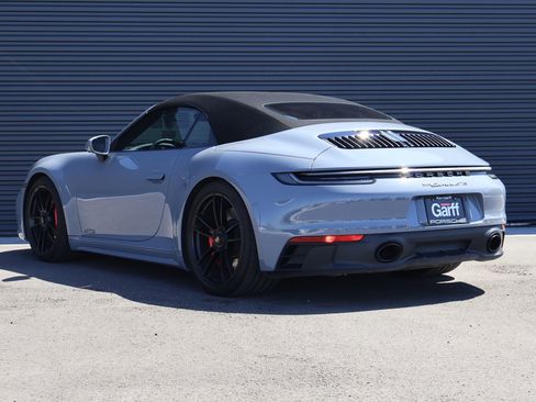 Used 2023 Porsche 911 Carrera GTS RWD image 3