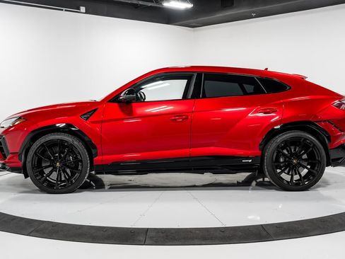Used 2023 Lamborghini Urus S image 6