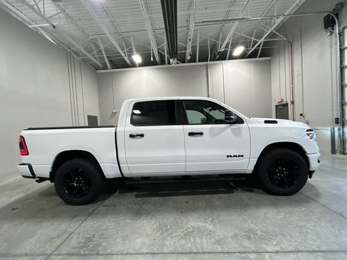Used 2023 RAM 1500 Big Horn AWD/4WD image 5