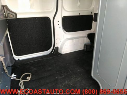 Used 2017 Nissan NV200 SV w/ Back Door Glass Package image 9