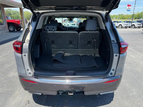 Used 2019 Buick Enclave Essence w/ Trailering Package, 5000 lbs. AWD/4WD image 6