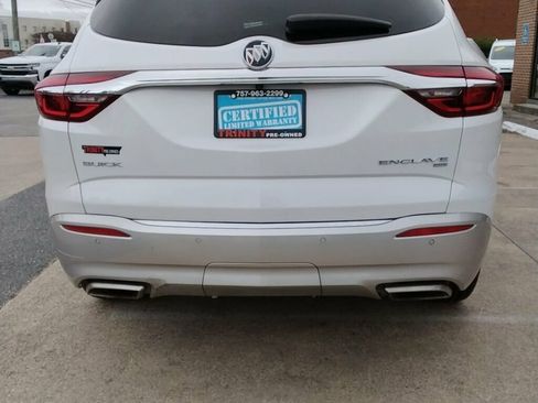 Used 2018 Buick Enclave Premium w/ Experience Buick Package image 3
