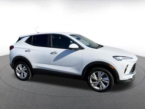 Used 2025 Buick Encore GX Preferred image 16