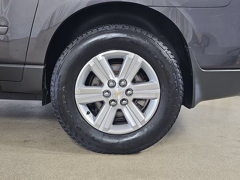 Used 2014 Chevrolet Traverse LT FWD image 40