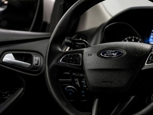 Used 2018 Ford Focus SE image 22