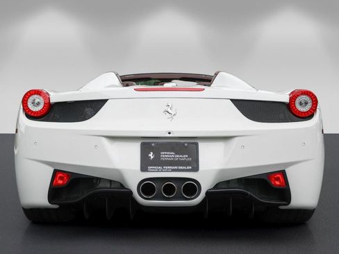 Certified 2014 Ferrari 458 Spider RWD image 4