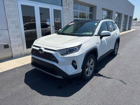 Certified 2019 Toyota RAV4 Limited AWD/4WD image 2