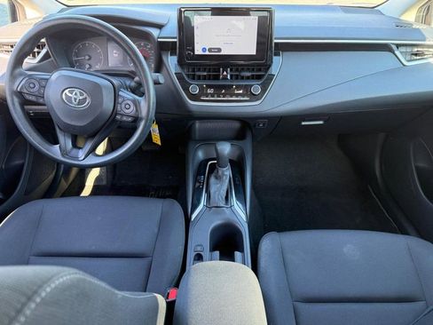 Used 2024 Toyota Corolla LE image 10