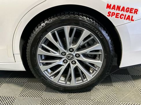 Used 2019 Lexus ES 350 w/ Premium Package FWD image 28