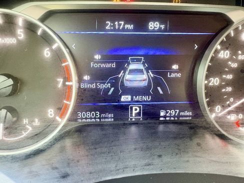 Used 2023 Nissan Altima 2.5 SR FWD image 21