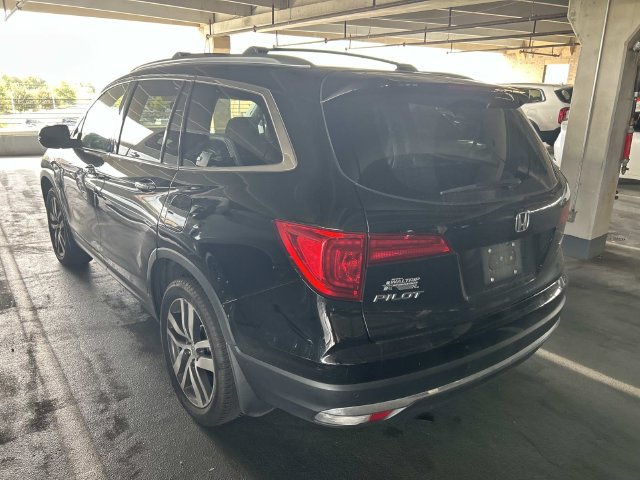 Used 2016 Honda Pilot Elite image 2