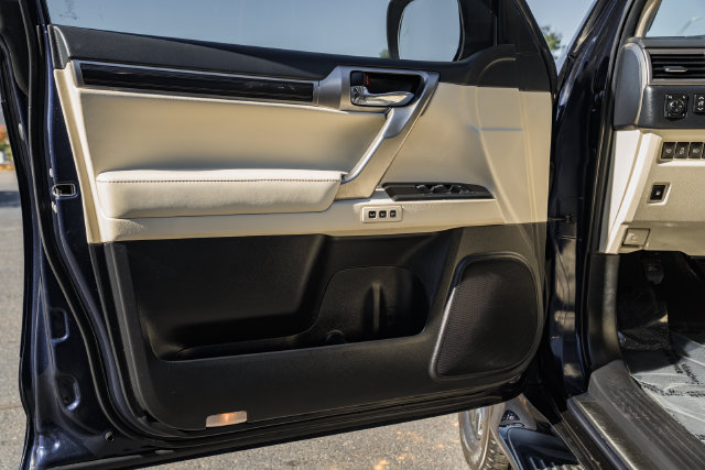 Used 2022 Lexus GX 460 Premium w/ Premium Plus Package AWD/4WD image 34