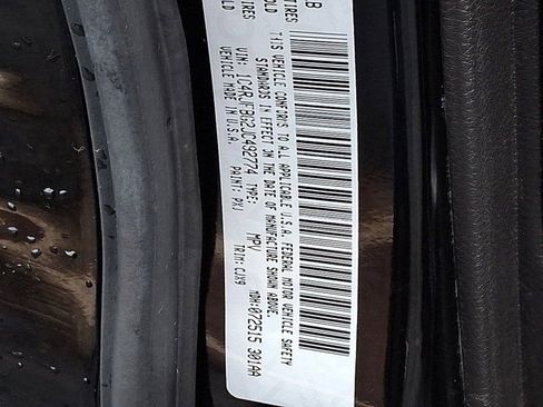 Used 2018 Jeep Grand Cherokee Limited image 32