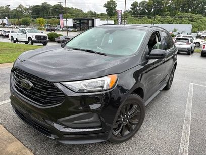Used 2023 Ford Edge SE w/ Black Appearance Package