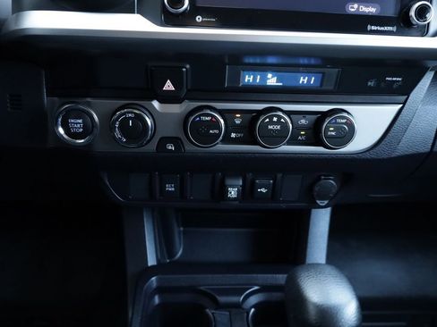 Certified 2023 Toyota Tacoma SR5 AWD/4WD image 36