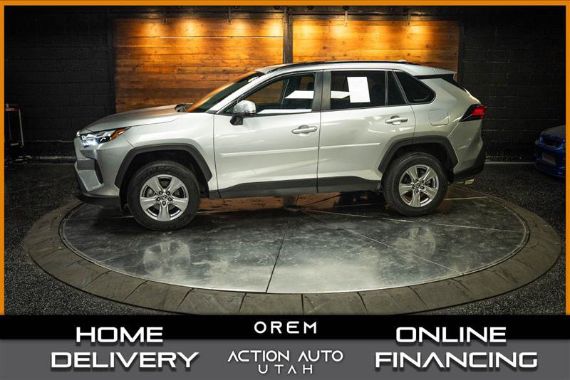 Used 2023 Toyota RAV4 LE AWD/4WD image 1