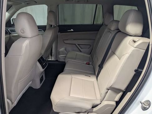 Used 2022 Volkswagen Atlas SE AWD/4WD image 9