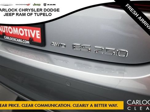 Used 2024 Lexus ES 250 w/ Premium Package AWD/4WD image 33