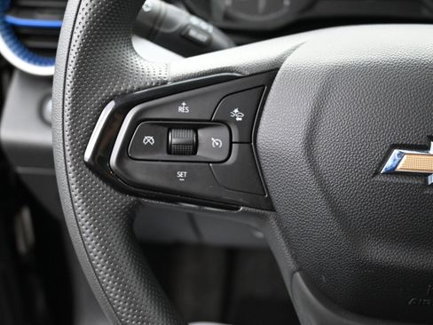 Certified 2025 Chevrolet Trax LS w/ LS Convenience Package image 11