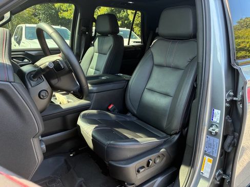 Used 2023 Chevrolet Tahoe RST w/ Luxury Package RWD image 6