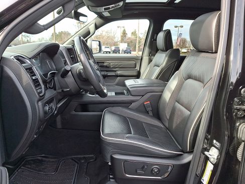 Certified 2025 RAM 1500 Limited image 11