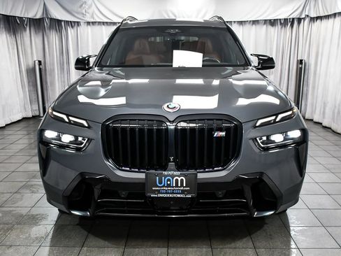 Used 2023 BMW X7 M60i w/ Executive Package AWD/4WD image 2