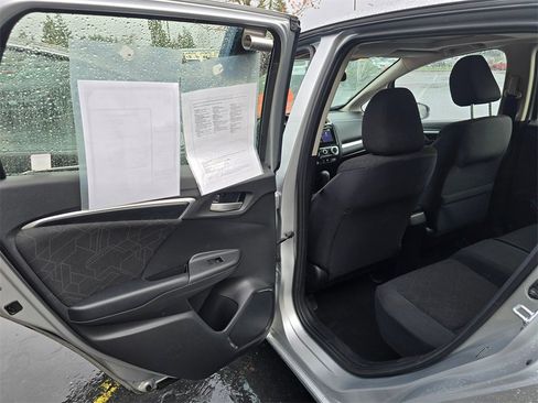 Used 2016 Honda Fit EX image 9