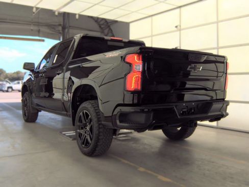 Used 2021 Chevrolet Silverado 1500 LT Trail Boss w/ Convenience Package II AWD/4WD image 10