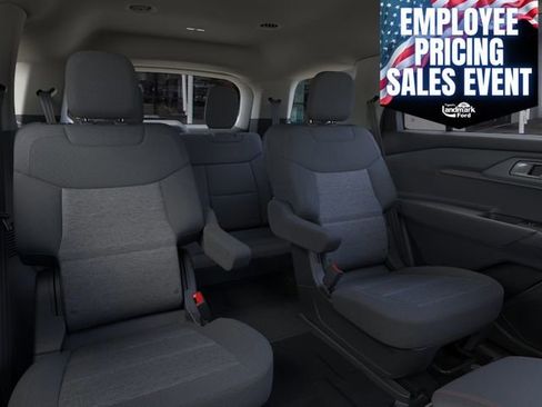 New 2026 Ford Explorer Active AWD/4WD image 11