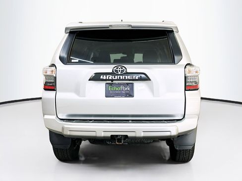 Used 2024 Toyota 4Runner TRD Off-Road image 7