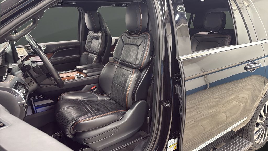 Used 2024 Lincoln Navigator L Black Label AWD/4WD image 9