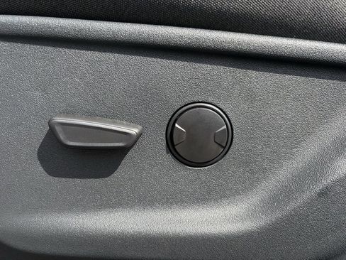 New 2026 Ford F250 XLT w/ XLT Premium Package image 17